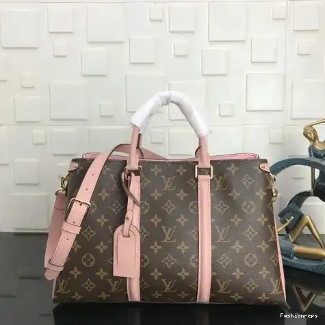20B570259 LV Bags 0705
